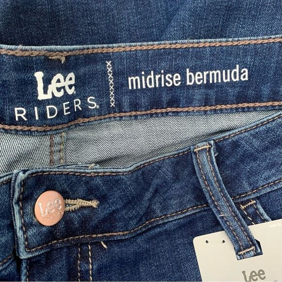 Lee Riders Mid-Rise Bermuda Medium Wash Denim Shorts NWT - Picture 8 of 12